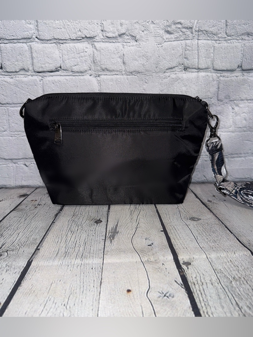 NWT! Lug Flare Bag - Picture 3 of 7